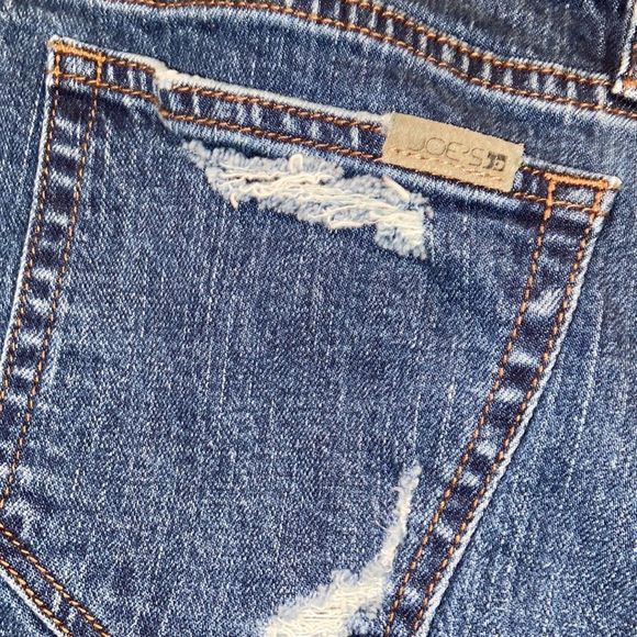 JOE’S JEANS Distressed Mid Rise Denim Shorts - Picture 7 of 8